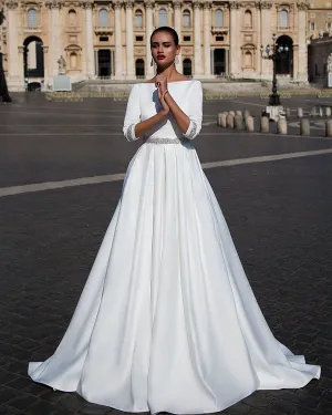 2018 White Wedding Dresses with Half Sleeve Elegant Boat Neck A line Bridal Wedding Gowns Backless