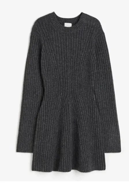 Addy - Autumn knit dress