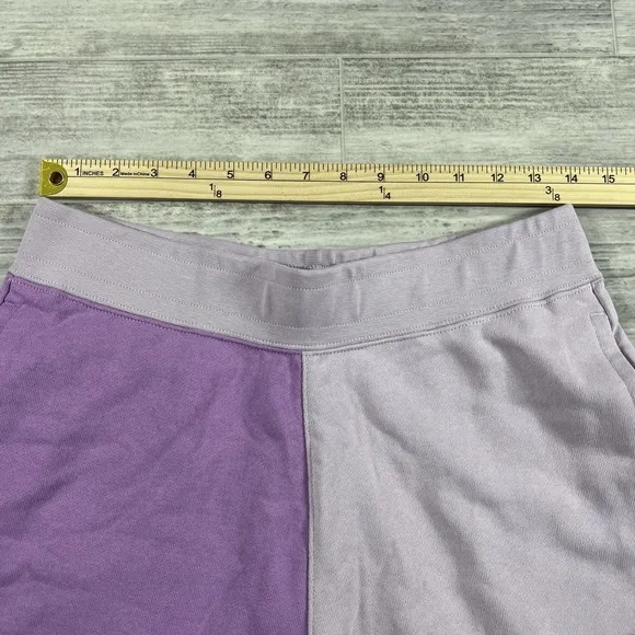 Air Jordan Bi-Color Terry Fleece Shorts Lilac Purple DX0391-532 Women's Medium