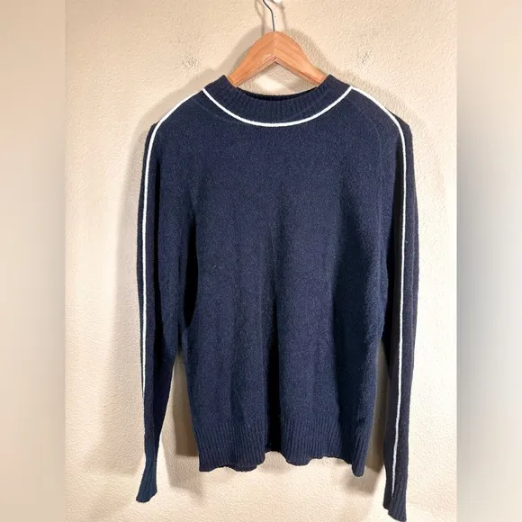 Athleta Transit Crew Merino Wool Black Sweater