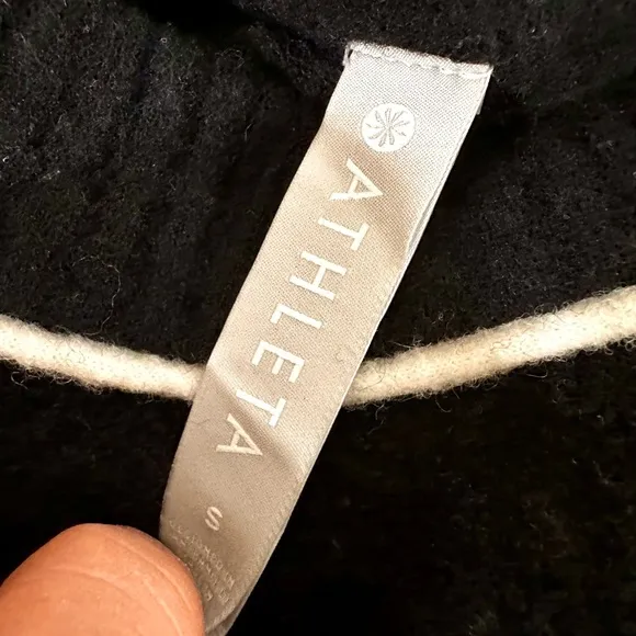 Athleta Transit Crew Merino Wool Black Sweater
