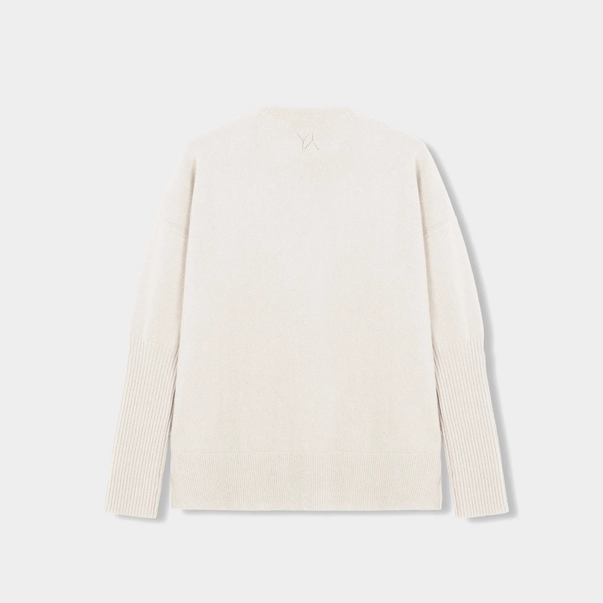 Boxy sweater Cashmere off white with YY logo