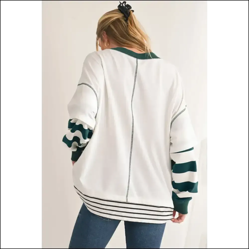 Chic White Striped Cloud-sweater: so Comfy, It's Practically Illegal 😇