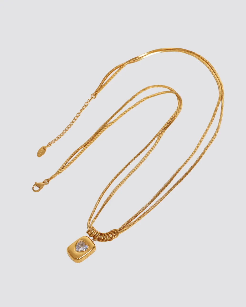 CHLOE PENDANT