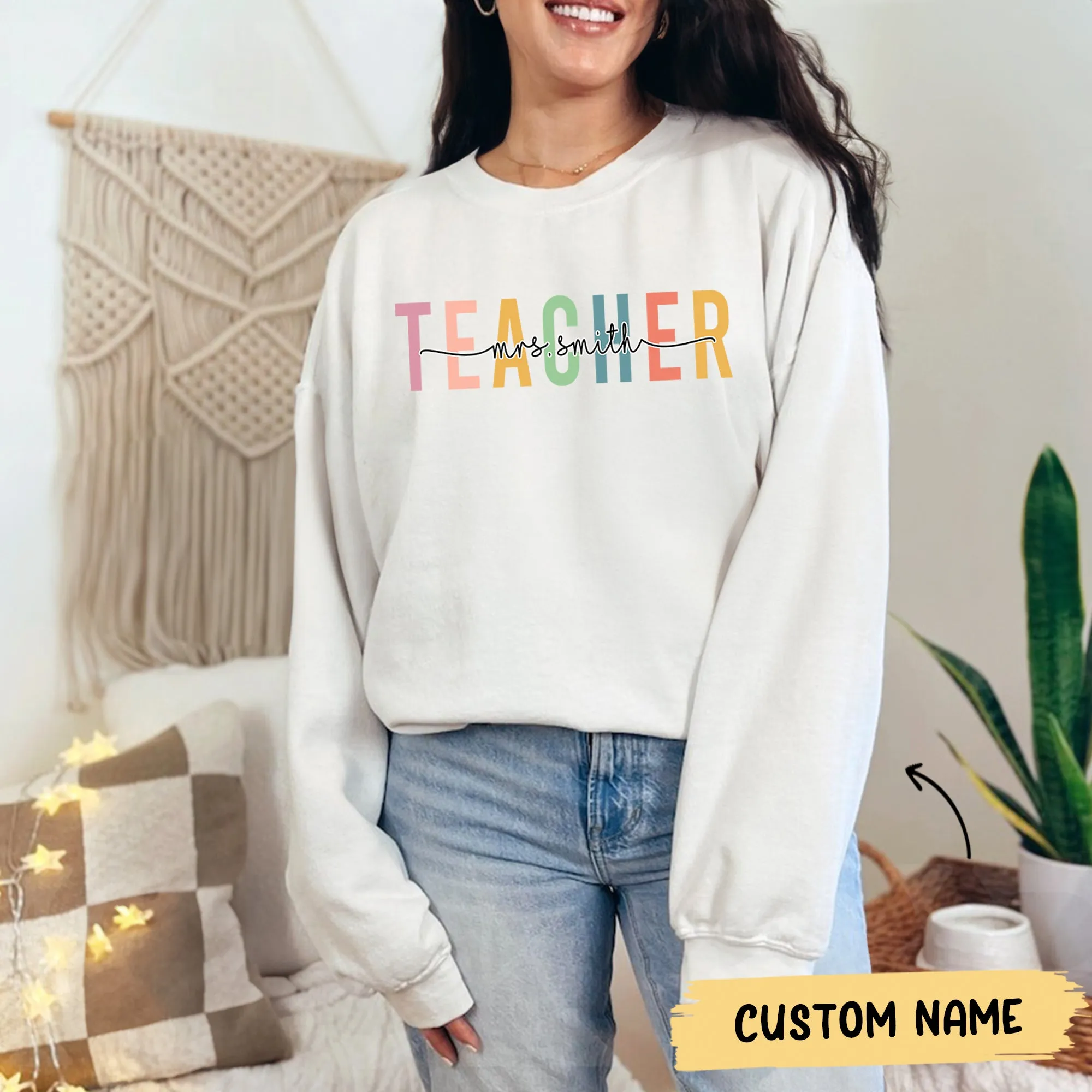 Custom Teacher Sweatshirt, Teacher Mrs Sweatshirt, Cute Teacher Crewneck, Teacher Appreciation gift, Gift for Teacher, Retro Teacher shirt