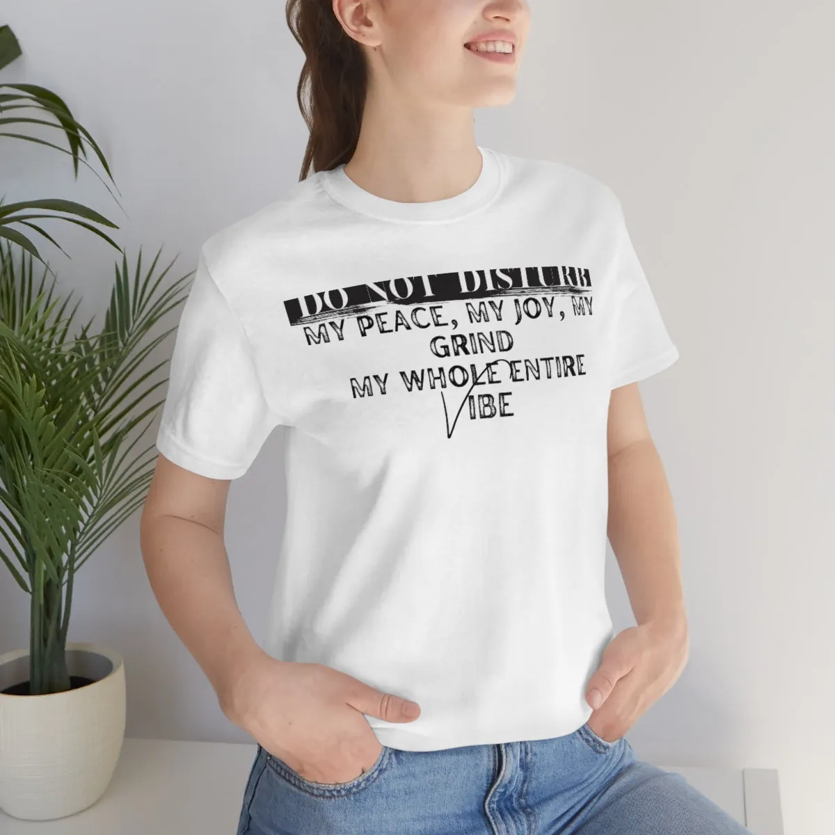 DO NOT DISTURB Jersey Short Sleeve Tee
