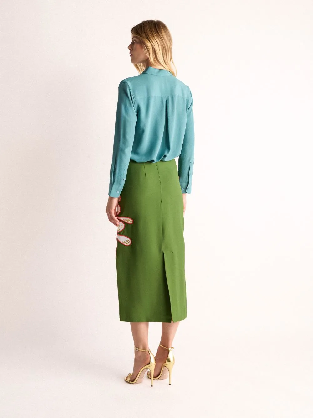 Elizabeth Flowera Embroidered Pencil Skirt