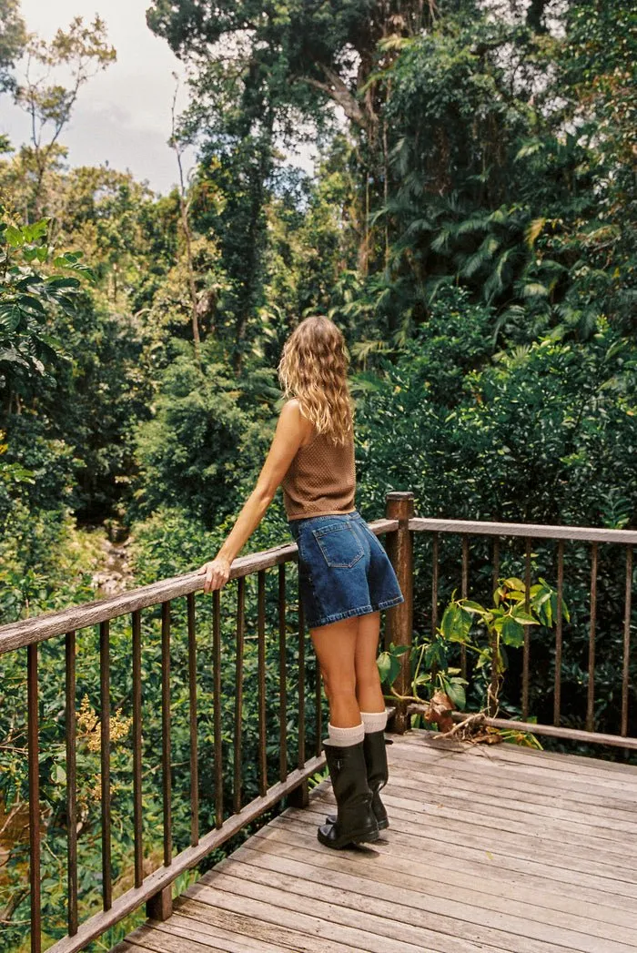 ESCAPE DENIM SHORT