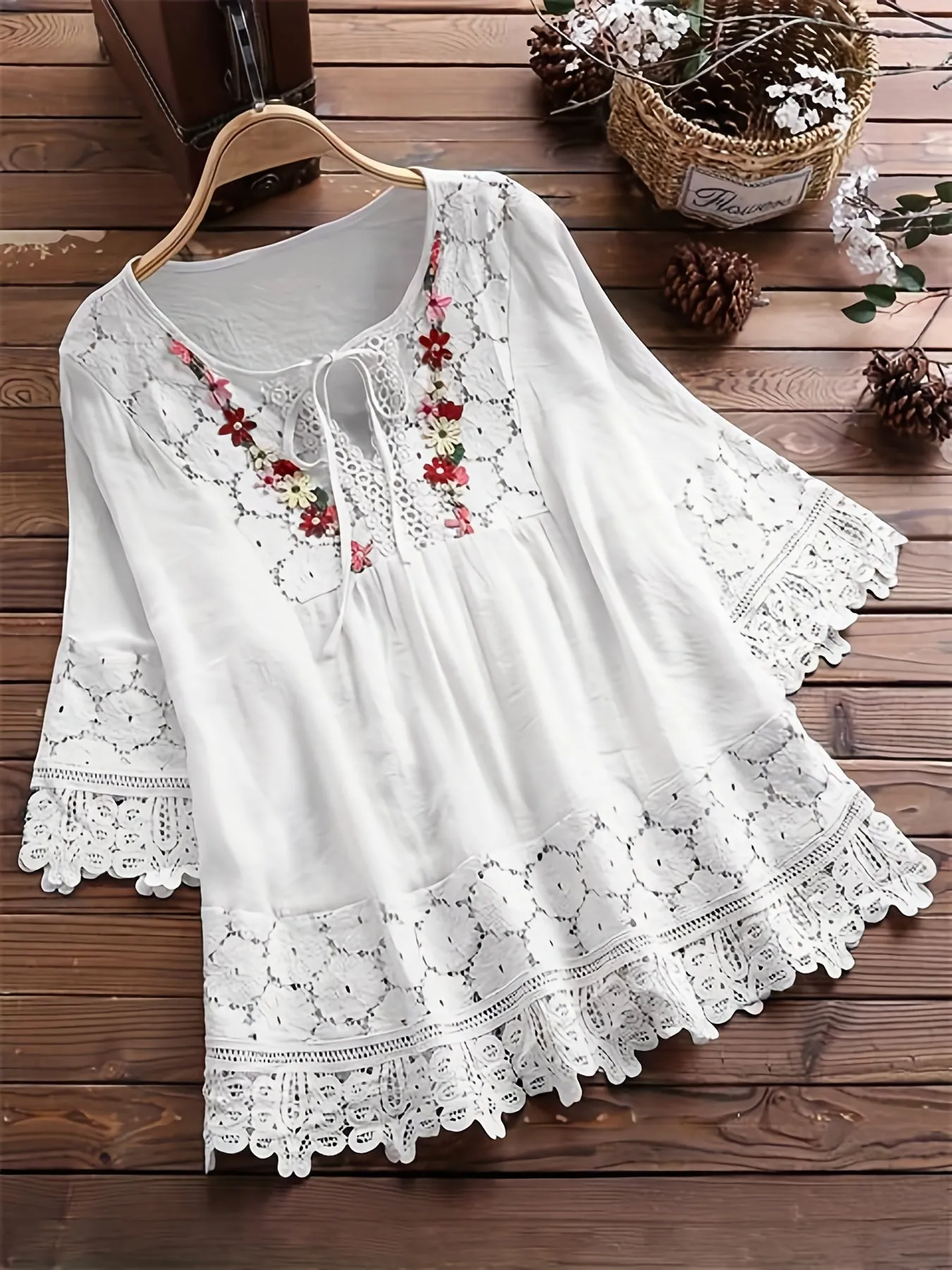 Fabiana® | Elegant lace blouse