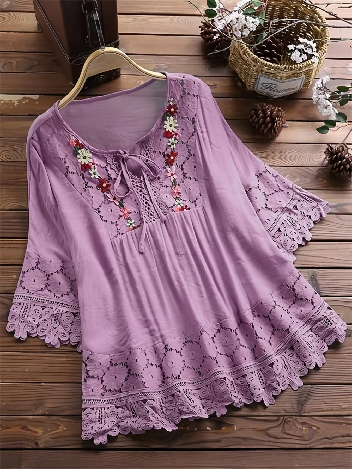 Fabiana® | Elegant lace blouse