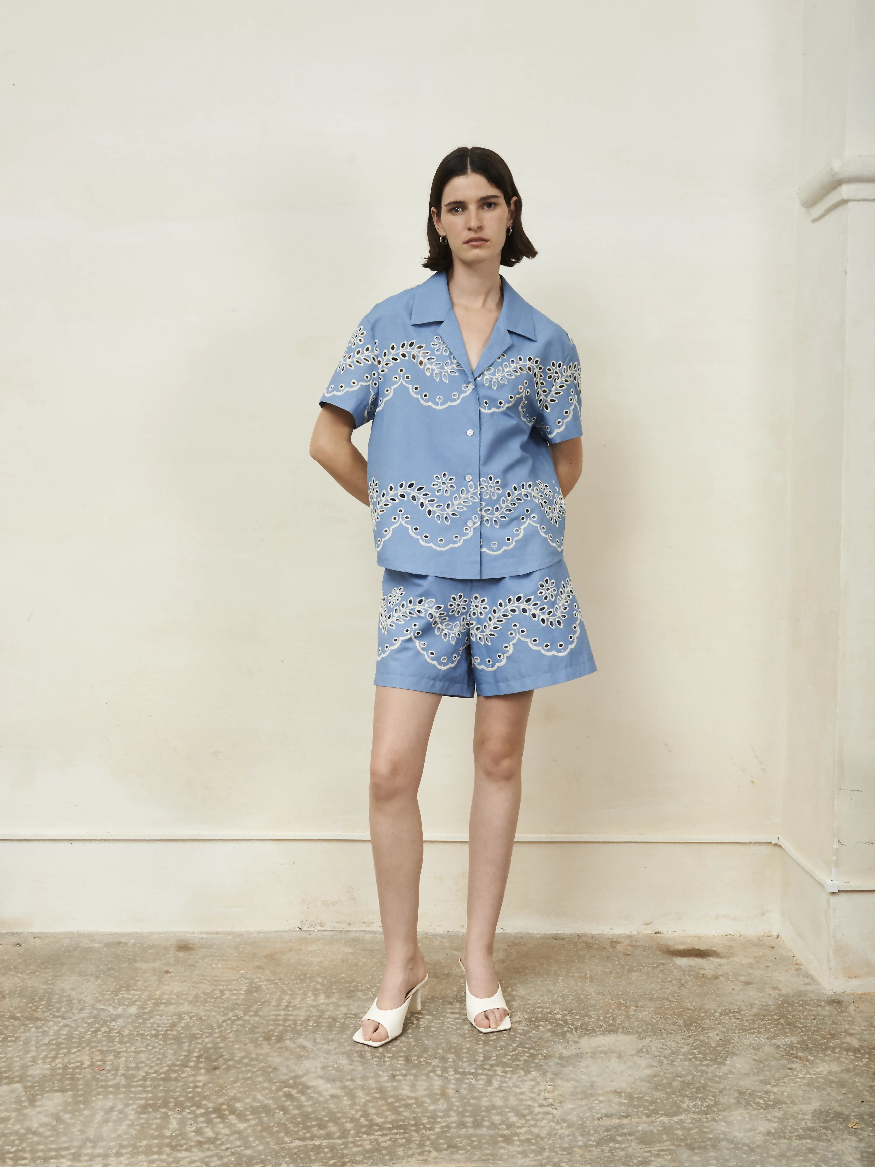 KAPRI SHORTS