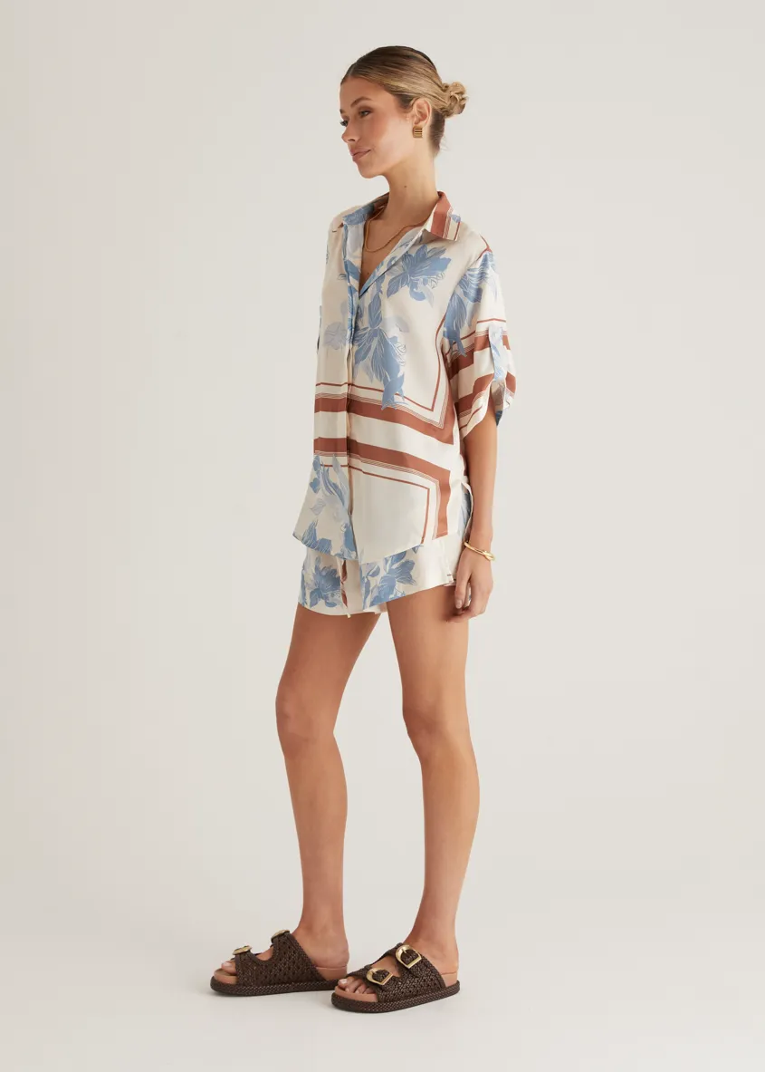 Kaycie Shorts - Blue Flowers