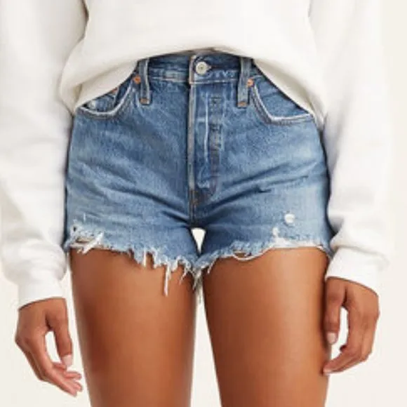 Levi's 501 24 NWT Athens Medium Wash Denim High waist Cut Off Jeans Shorts W24