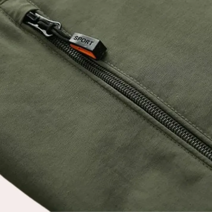 Lightweight men's outdoor jacket with hood and sporty design