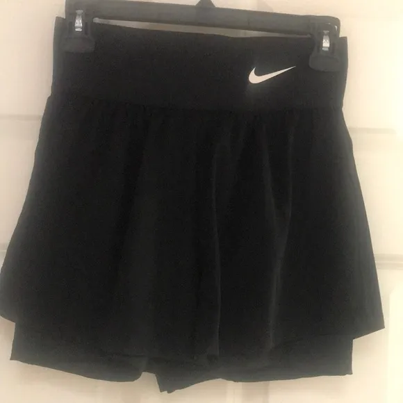 Nike 2-in-1 Tennis/Pickleball/Athletic Shorts NWT!