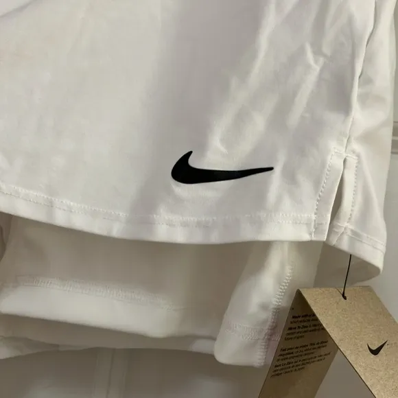 Nike 2-in-1 Tennis/Pickleball/Athletic Shorts NWT!