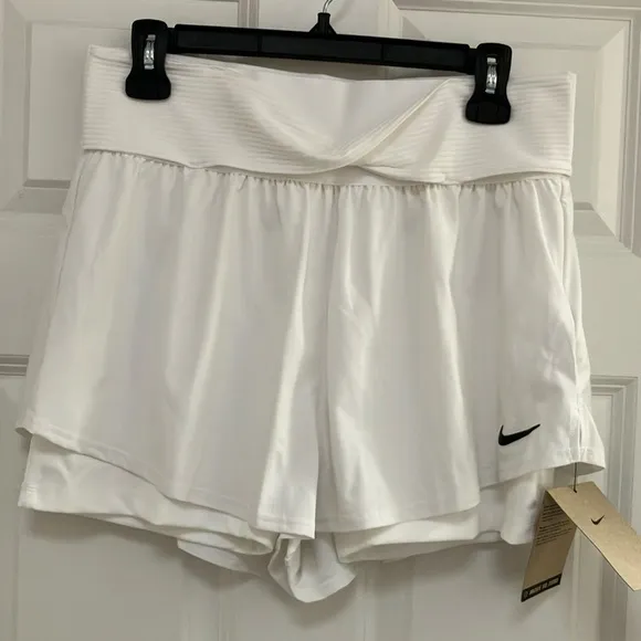 Nike 2-in-1 Tennis/Pickleball/Athletic Shorts NWT!