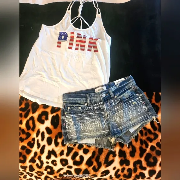 NWT READ FOR SIZE Victorias Secret PINK outfit XS/SM