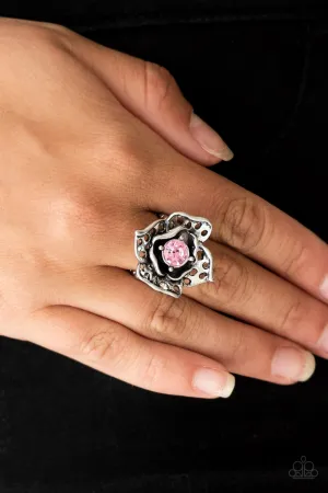 Paparazzi - Glowing Gardens - Pink Ring