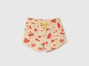 Printed Regular Fit Mid Waist Shorts