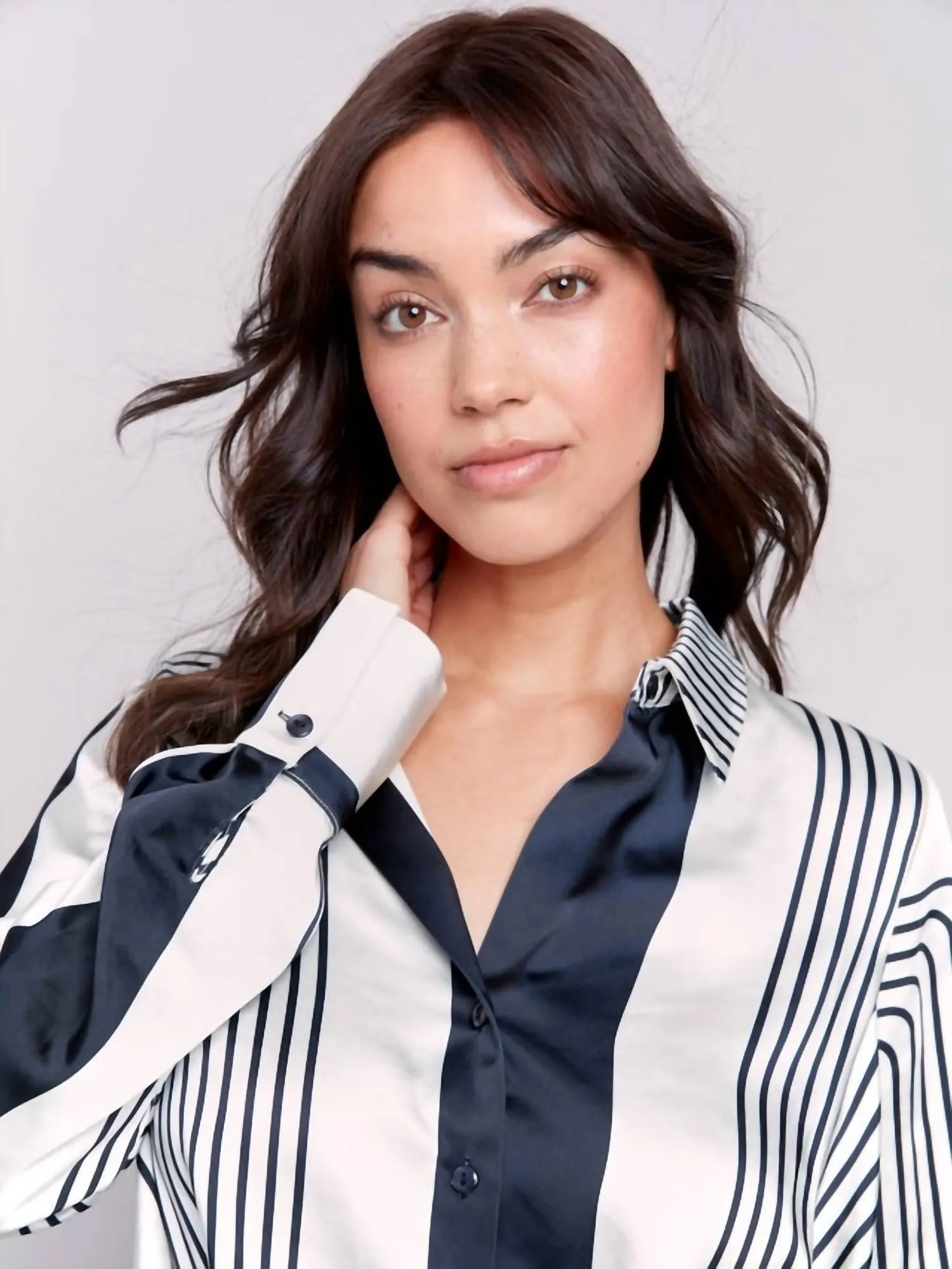 Printed Satin With Front Twist Detail Top In Retro/retro