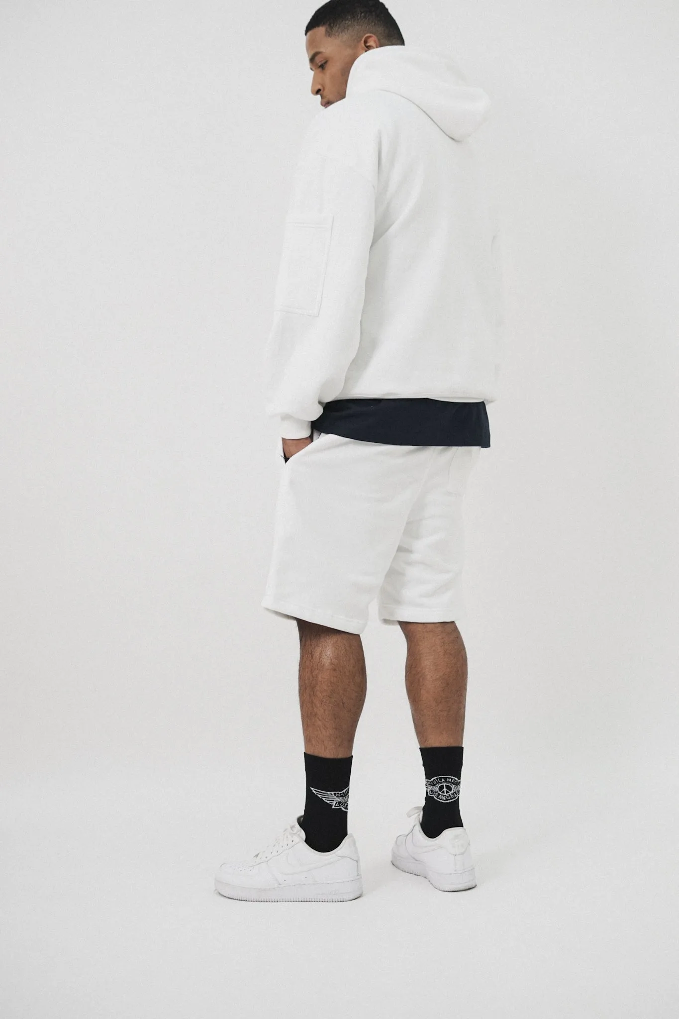 "CONTEMPO RETRO 2 PEACE" SWEATSHORTS IN WHITE