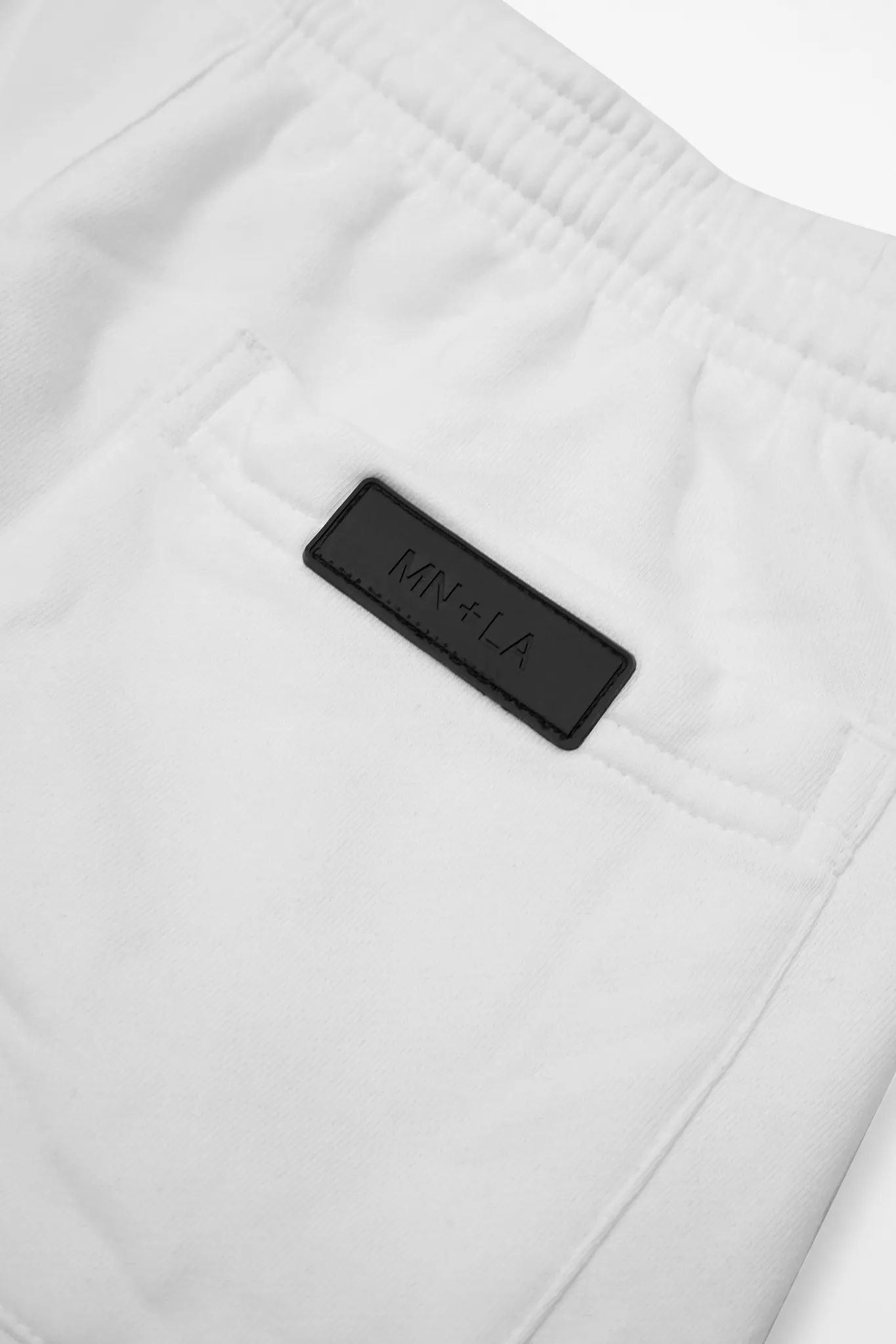 "CONTEMPO RETRO 2 PEACE" SWEATSHORTS IN WHITE