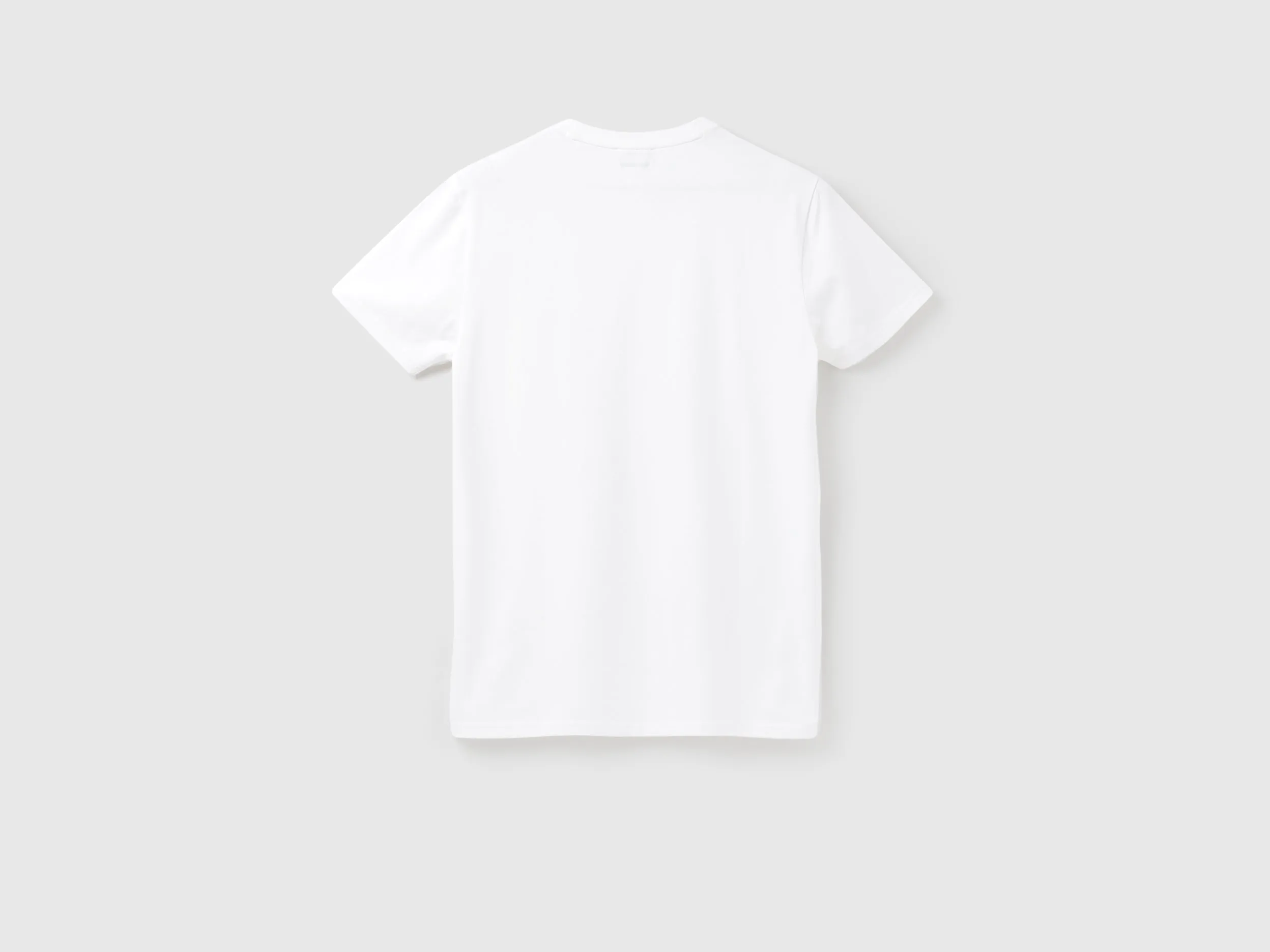 Regular Round Neck Solid T-shirts