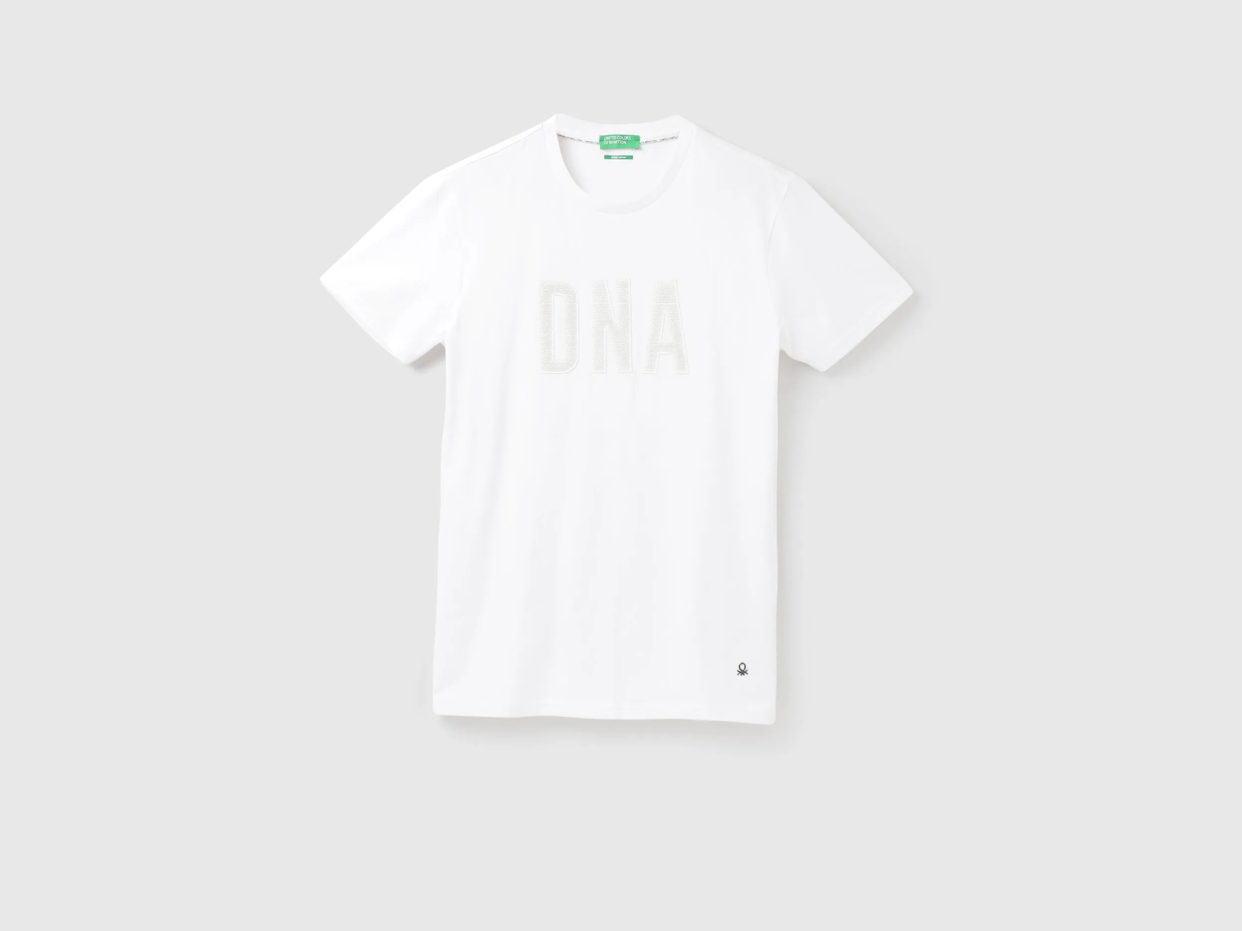Regular Round Neck Solid T-shirts