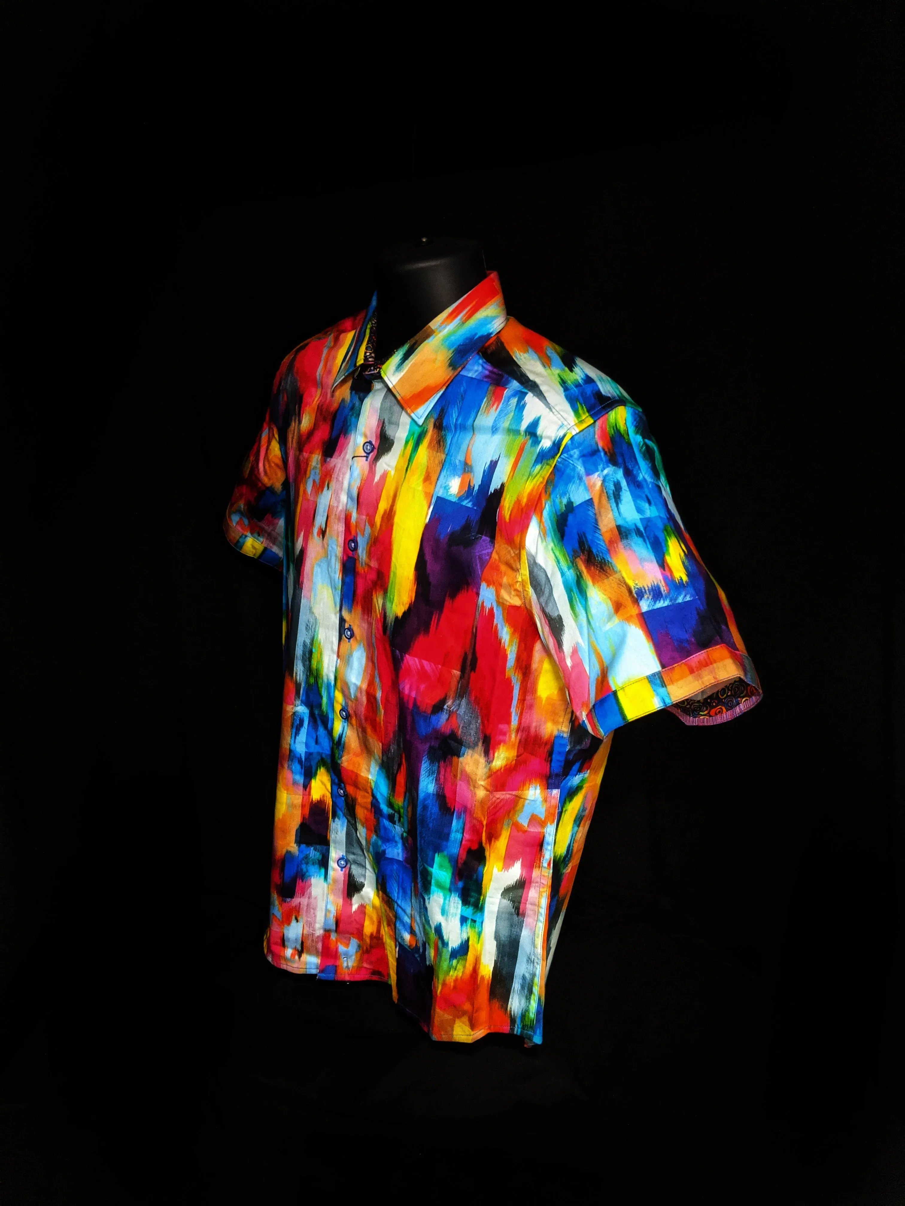 Robert Graham  Prism Effect Classic Fit Short Sleeve Shirt
