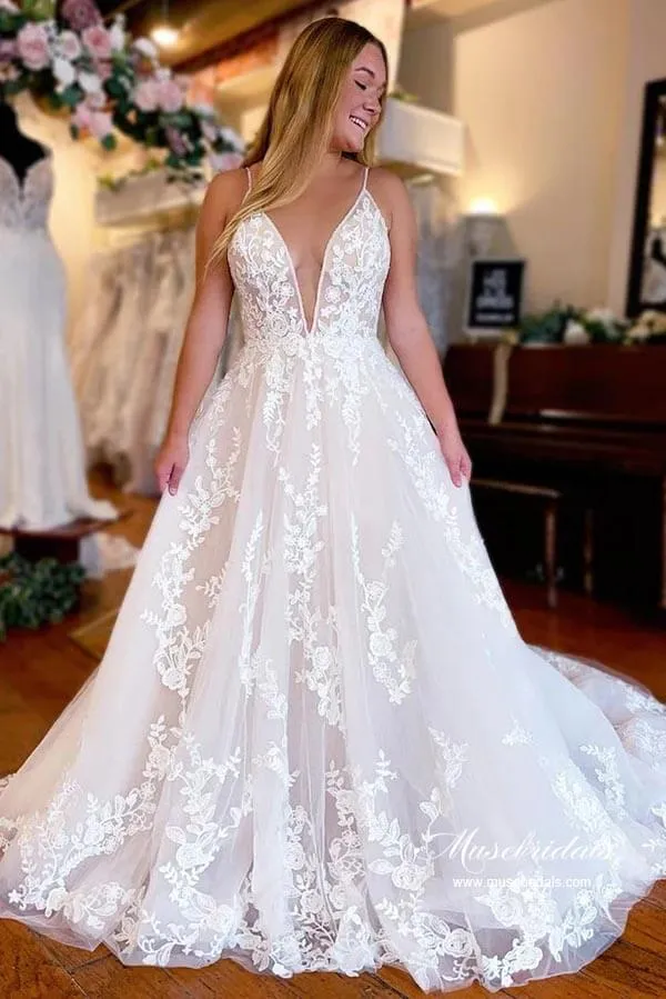 Roycebridal Elegant Tulle A-line Wedding Dresses With Lace Appliques, Bridal Gown, MW929