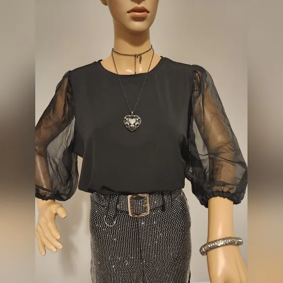 SET - GRITTY SOUL CLEOPATRA STONES SHORTS &amp; WORTHINGTON TOP