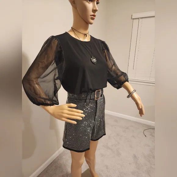SET - GRITTY SOUL CLEOPATRA STONES SHORTS &amp; WORTHINGTON TOP