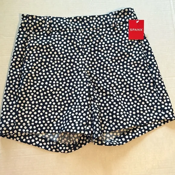 Spanx XSmall Shorts 6” Sunshine Shorts in Navy Painted Dot NWT