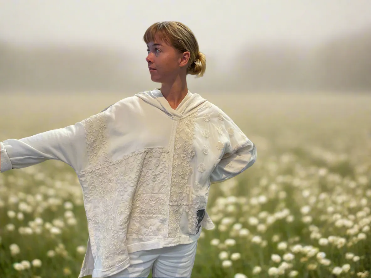 Sweat Shirt with Hood - CREAM