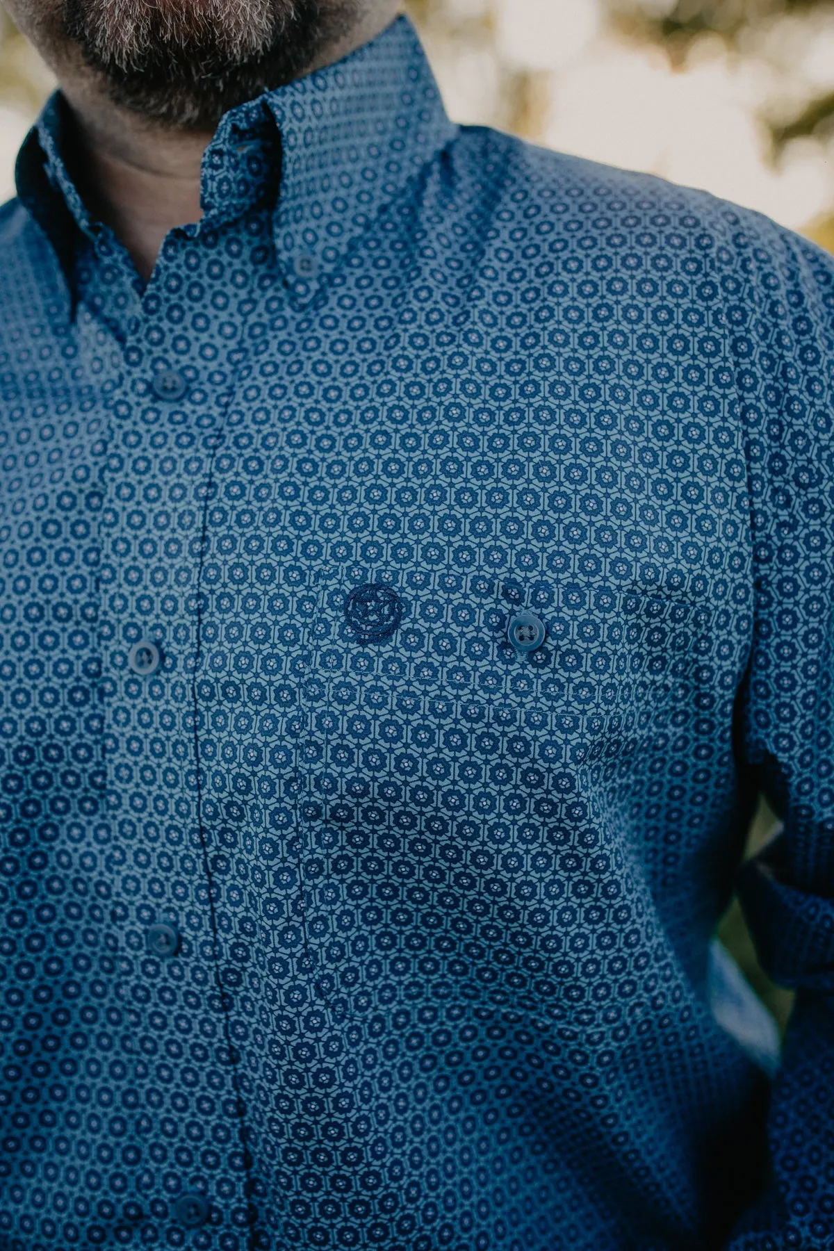 'Tayes' Men’s Wrangler Long Sleeve Modern Fit Button Down (1 M Only)