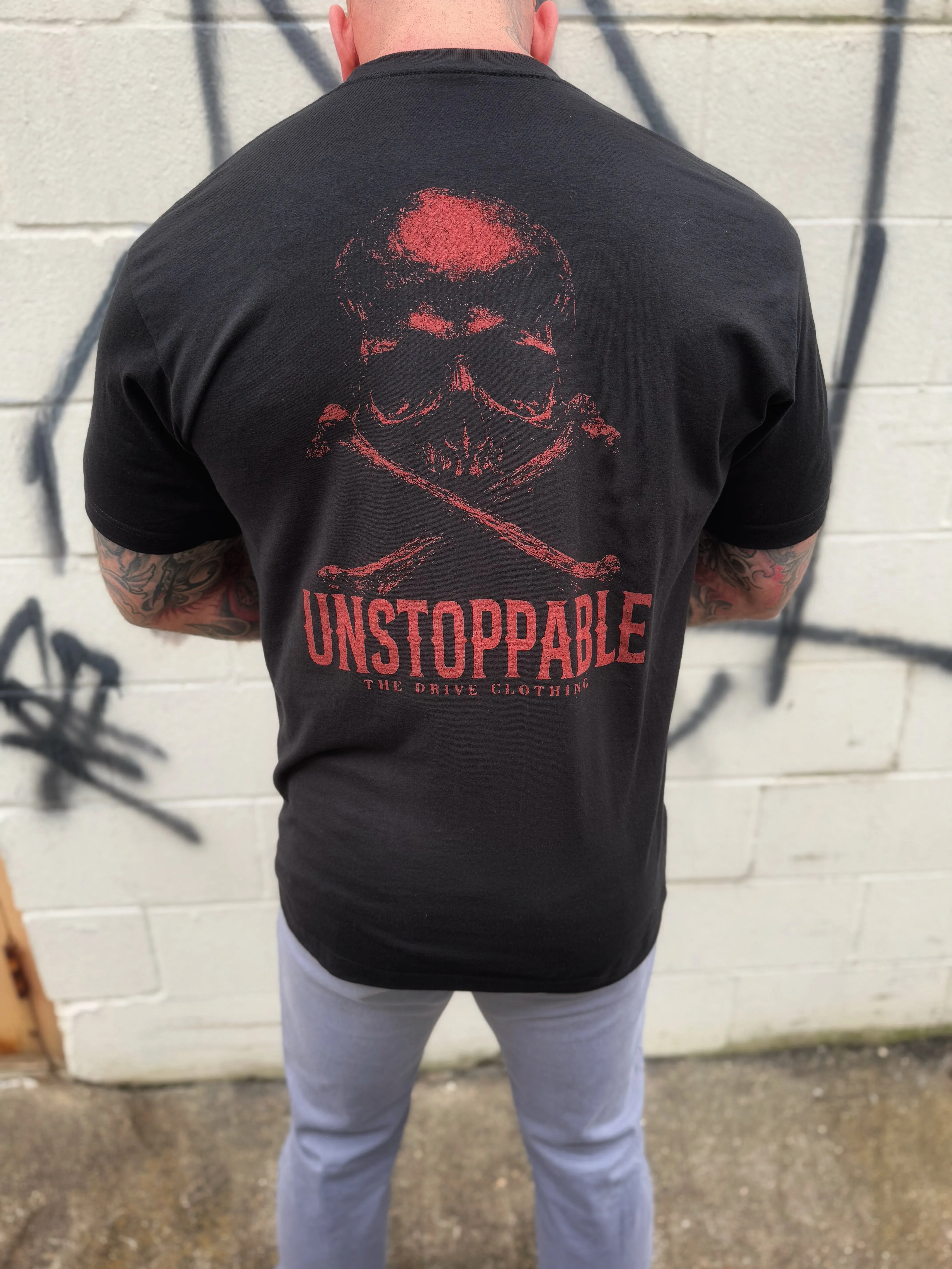UNSTOPPABLE CLASSIC TEE