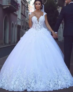 white wedding dresses boho lace appliqué cap sleeve elegant beaded luxury wedding gowns robe de mariee