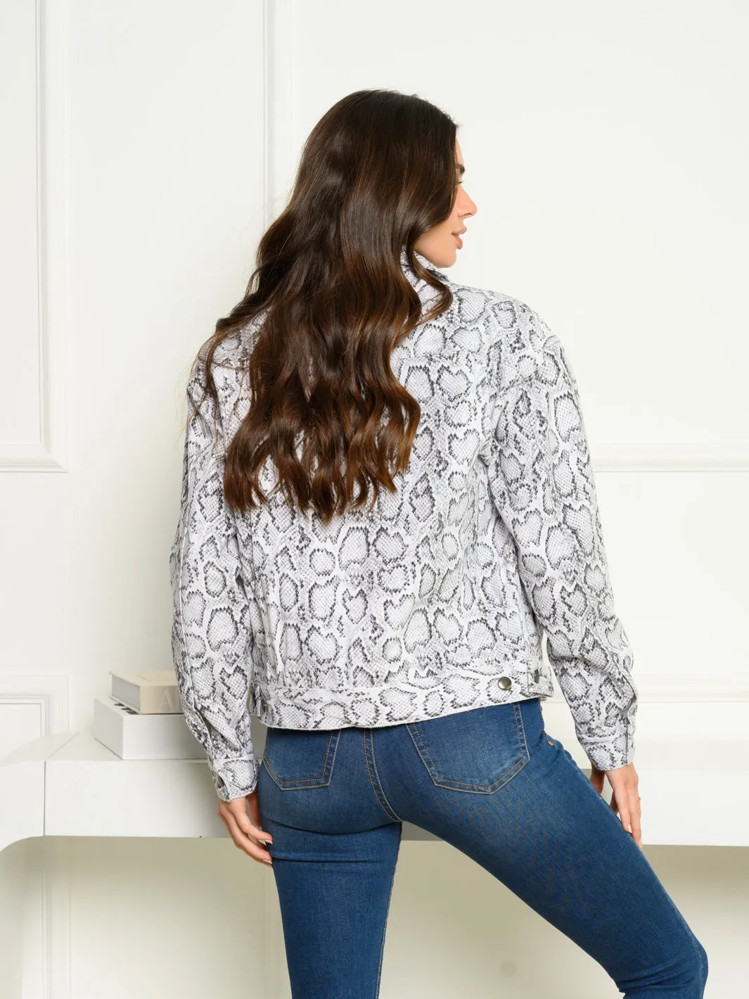 WOMEN'S LONG SLEEVE SNAKE PRINT BUTTON UP JACKET